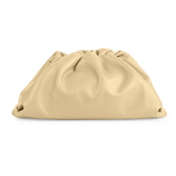 Bottega Veneta The Pouch Large Gathered Leather Clutch in Porridge – NWT - Picture 1 of 7